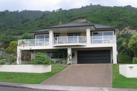 Photo of property in 125 Winara Avenue, Waikanae, 5036