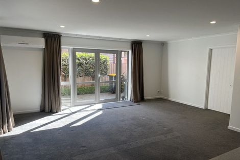 Photo of property in 15b Grove Road, Addington, Christchurch, 8024