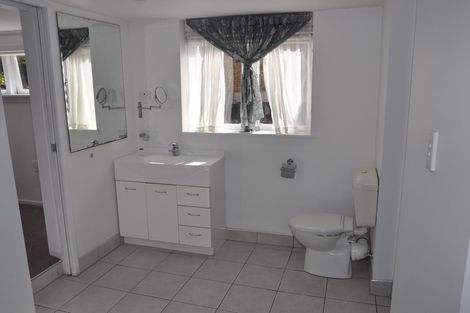 Photo of property in 1/9 Newhaven Terrace, Mairangi Bay, Auckland, 0630