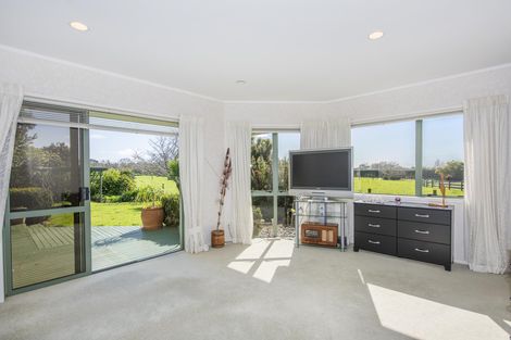 Photo of property in 305 Seagrove Road, Waiau Pa, Pukekohe, 2679