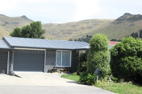 Photo of property in 1/29 Laing Crescent, Heathcote Valley, Christchurch, 8022