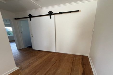 Photo of property in 17 Collingwood Road, Waiuku, 2123