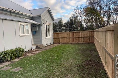 Photo of property in 8 Rolleston Street, Hokowhitu, Palmerston North, 4410
