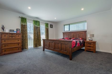 Photo of property in 191 Pacific Drive, Fitzherbert, Palmerston North, 4410