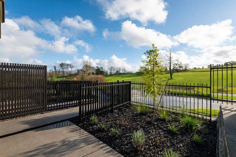 Photo of property in 345 Te Taruna Drive, Wainui, 0932