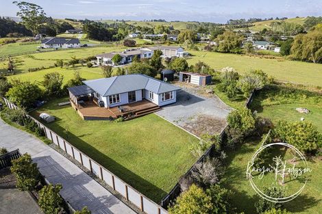 Photo of property in 2083a Paparoa Valley Road, Paparoa, 0571