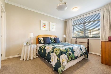 Photo of property in 86 Rewa Rewa Lane, Orewa, 0931