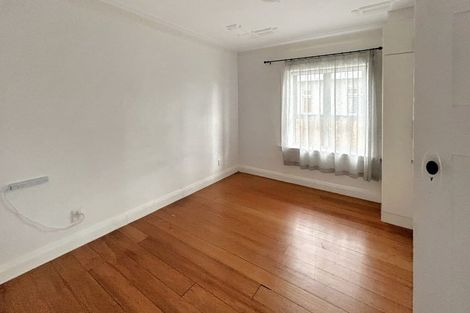 Photo of property in 37 Lyndhurst Street, Takaro, Palmerston North, 4412