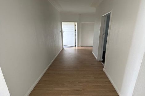 Photo of property in 11 Otahuri Crescent, Greenlane, Auckland, 1051