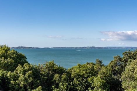 Photo of property in 35 Quedley Court, Eastern Beach, Auckland, 2012