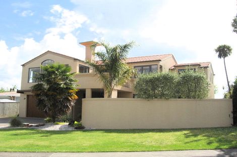 Photo of property in 20a Grand Vue Road, Kawaha Point, Rotorua, 3010