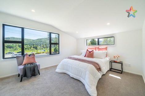 Photo of property in 1a Stokes Valley Road, Stokes Valley, Lower Hutt, 5019