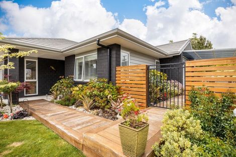 Photo of property in 389d Frankley Road, Ferndale, New Plymouth, 4310