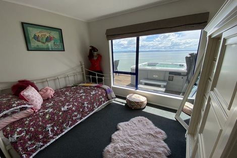 Photo of property in 121 Torkar Road, Clarks Beach, 2122