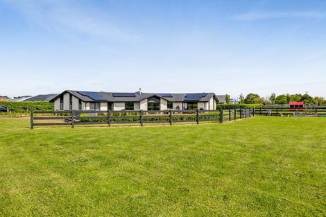 Photo of property in 1 Larlin Drive, Hawera, 4675