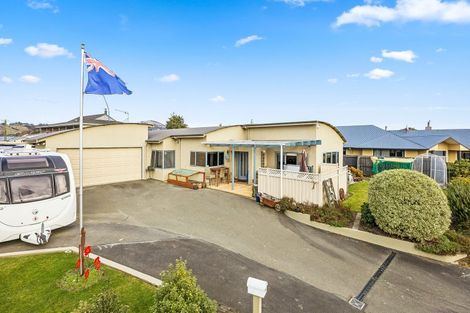 Photo of property in 18 Rowan Place, Mosgiel, 9024