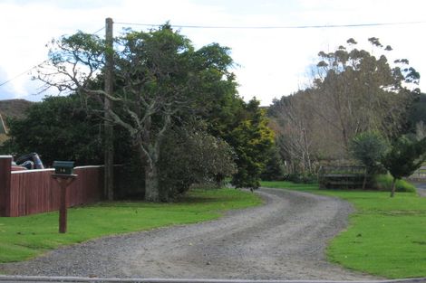 Photo of property in 14 Greenaway Road, Waikanae, 5036