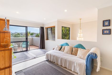 Photo of property in 1a Simmental Crescent, Somerville, Auckland, 2014