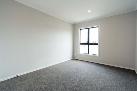 Photo of property in 12 Emmadale Lane, Hamilton East, Hamilton, 3216