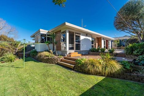 Photo of property in 28 Ranui Street, Dinsdale, Hamilton, 3204