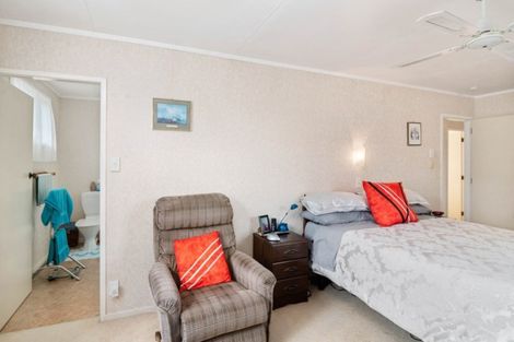 Photo of property in 13 Sapphire Place, Pukehangi, Rotorua, 3015