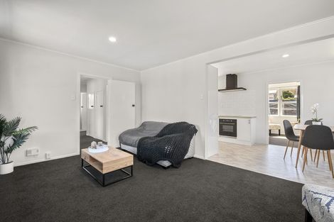 Photo of property in 22 Thomas Crescent, Western Heights, Rotorua, 3015