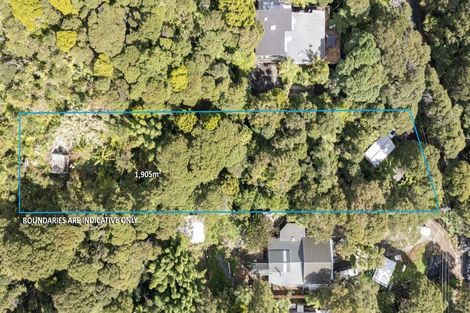 Photo of property in 70 Mountain Road, Henderson Valley, Auckland, 0612