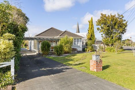 Photo of property in 15 Bull Street, Bulls, 4818