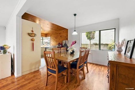 Photo of property in 1/10 Thomas Rea Place, Te Atatu South, Auckland, 0610
