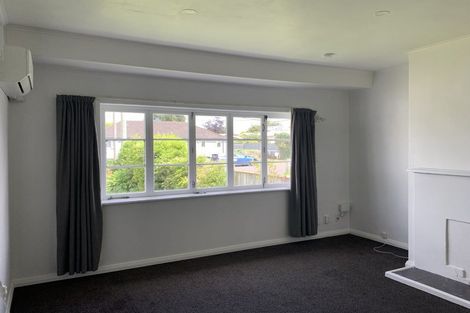 Photo of property in 7/9 Bell Street, Marton, 4710