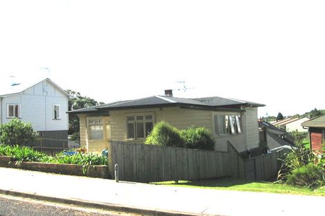 Photo of property in 59 Taunton Terrace, Blockhouse Bay, Auckland, 0600