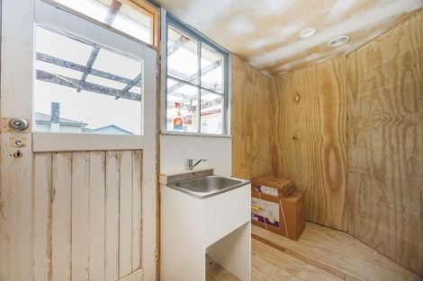 Photo of property in 40 King Street, Marton, 4710