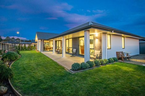 Photo of property in 42 Anderton Crescent, Mosgiel, 9024