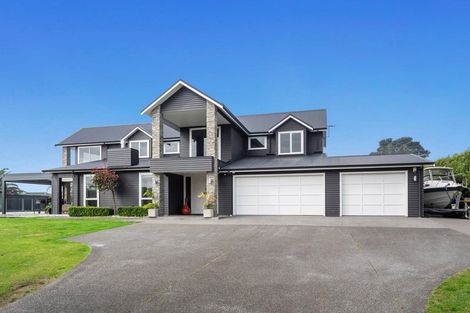 Photo of property in 77 Royal Ascot Drive, Papamoa Beach, Te Puke, 3187