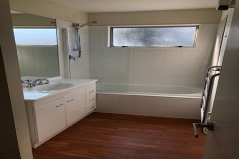 Photo of property in 1/1 Bengal Drive, Cashmere, Christchurch, 8022