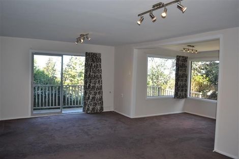Photo of property in 14 Grays Road, Plimmerton, Porirua, 5026