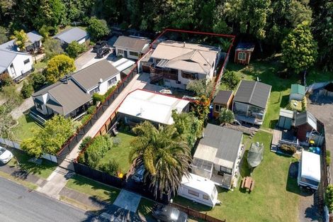 Photo of property in 123 Park Avenue, Whangamata, 3620