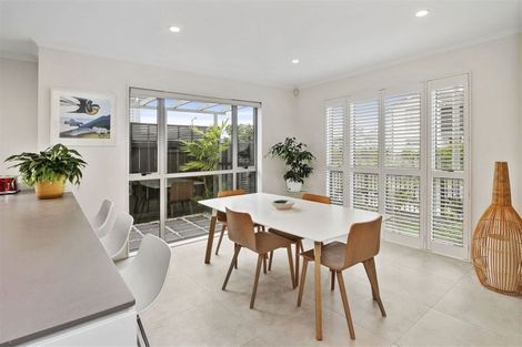 Photo of property in 30 Arthur Rolfe Lane, Swanson, Auckland, 0614