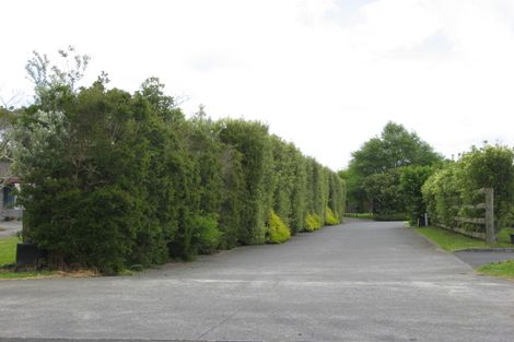 Photo of property in 12 Station Road, Huapai, Kumeu, 0810