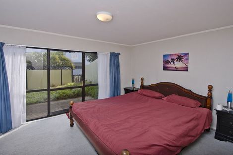 Photo of property in 450a Oceanbeach Road, Mount Maunganui, 3116
