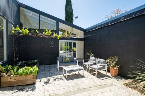 Photo of property in 14 Ballantyne Place, Poraiti, Napier, 4182