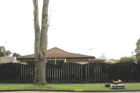 Photo of property in 1/23 Beach Road, Pahurehure, Papakura, 2113