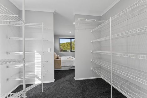 Photo of property in 81 Airport Drive, New Plymouth Airport, New Plymouth, 4373