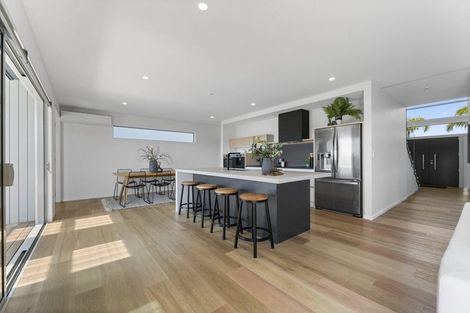 Photo of property in 37 Forstera Way, Papamoa Beach, Papamoa, 3118