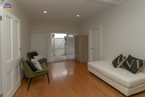 Photo of property in 21 Milton Road, Bluff Hill, Napier, 4110