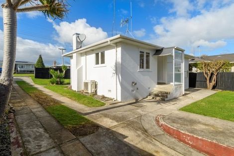 Photo of property in 11 Goods Road, Otumoetai, Tauranga, 3110