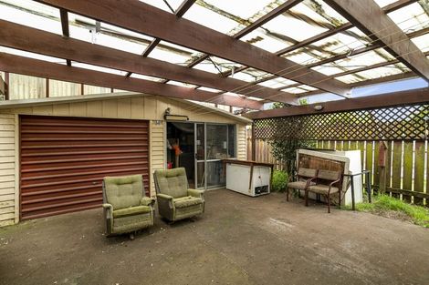 Photo of property in 14 Dunstall Place, Mangere Bridge, Auckland, 2022