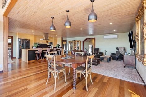 Photo of property in 177 Welcome Bay Road, Welcome Bay, Tauranga, 3112
