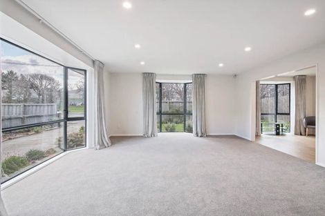 Photo of property in 162 Travis Road, New Brighton, Christchurch, 8083