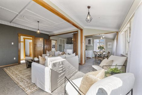 Photo of property in 164 Mangorei Road, Merrilands, New Plymouth, 4312